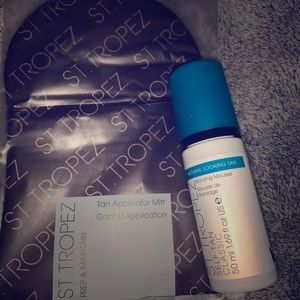 St Tropez tanning mitt and mini bronzing mousse